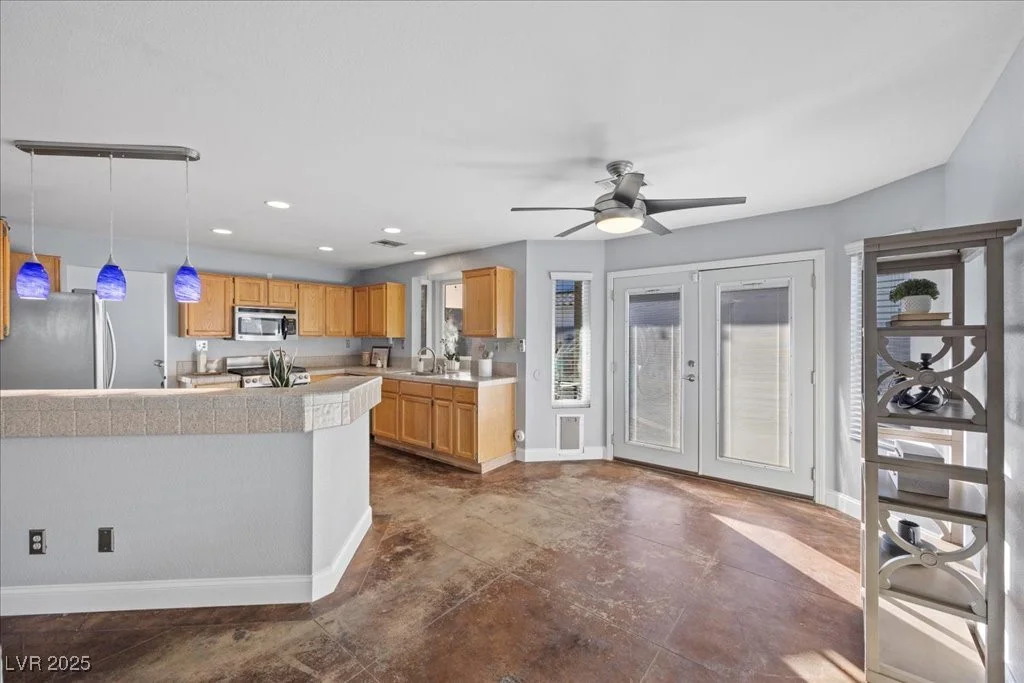 2204 San Miguel, North Las Vegas, NV 89032