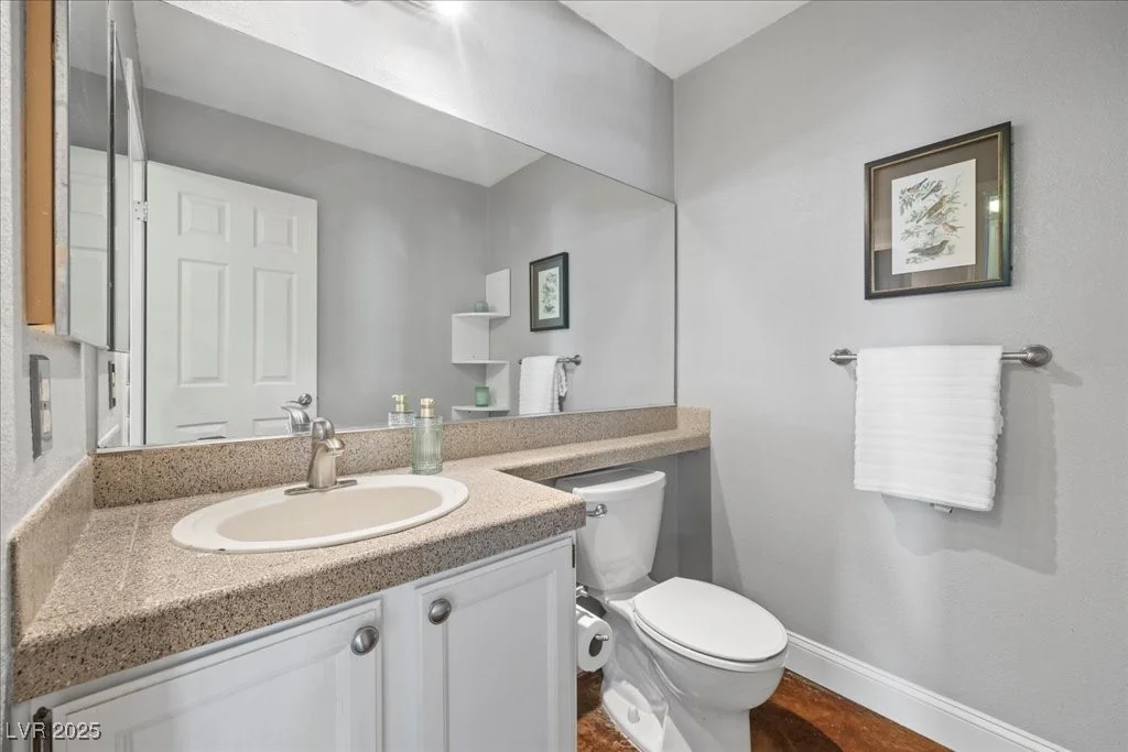 2204 San Miguel, North Las Vegas, NV 89032