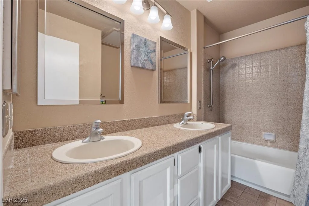 2204 San Miguel, North Las Vegas, NV 89032
