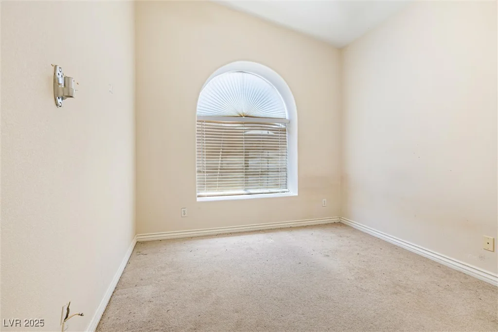 10348 Cherry Brook, Las Vegas, NV 89183
