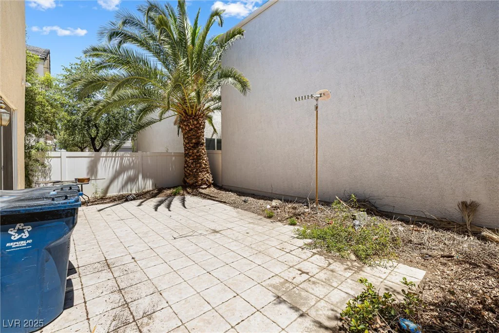 10348 Cherry Brook, Las Vegas, NV 89183