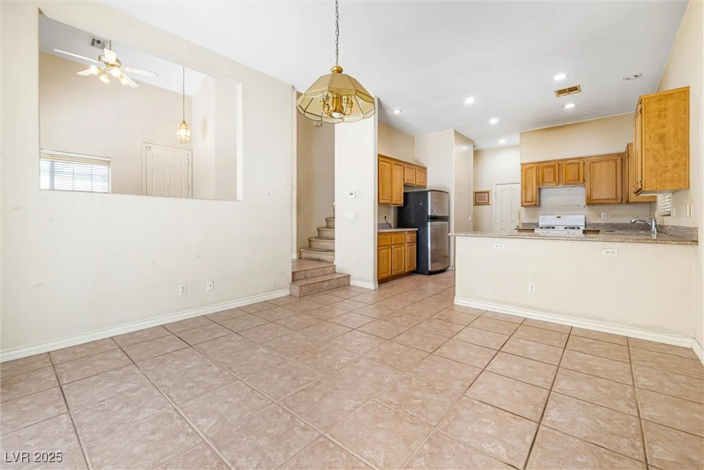 10348 Cherry Brook, Las Vegas, NV 89183