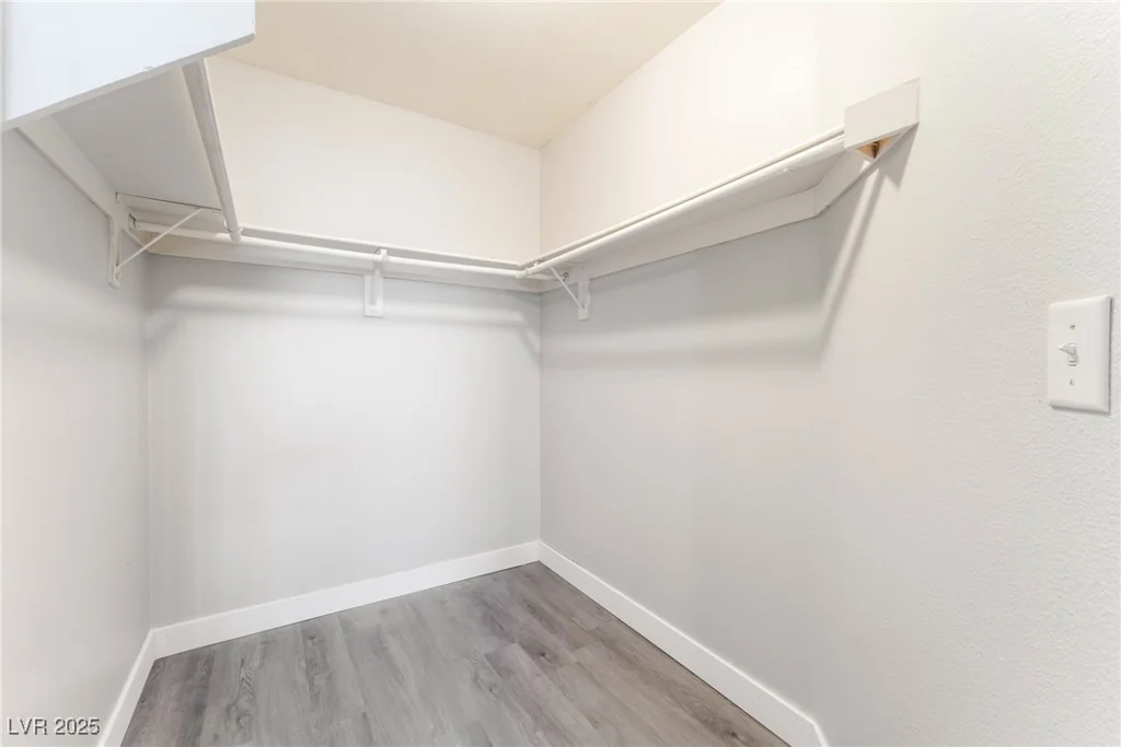 2111 Hollow Oak, North Las Vegas, NV 89031