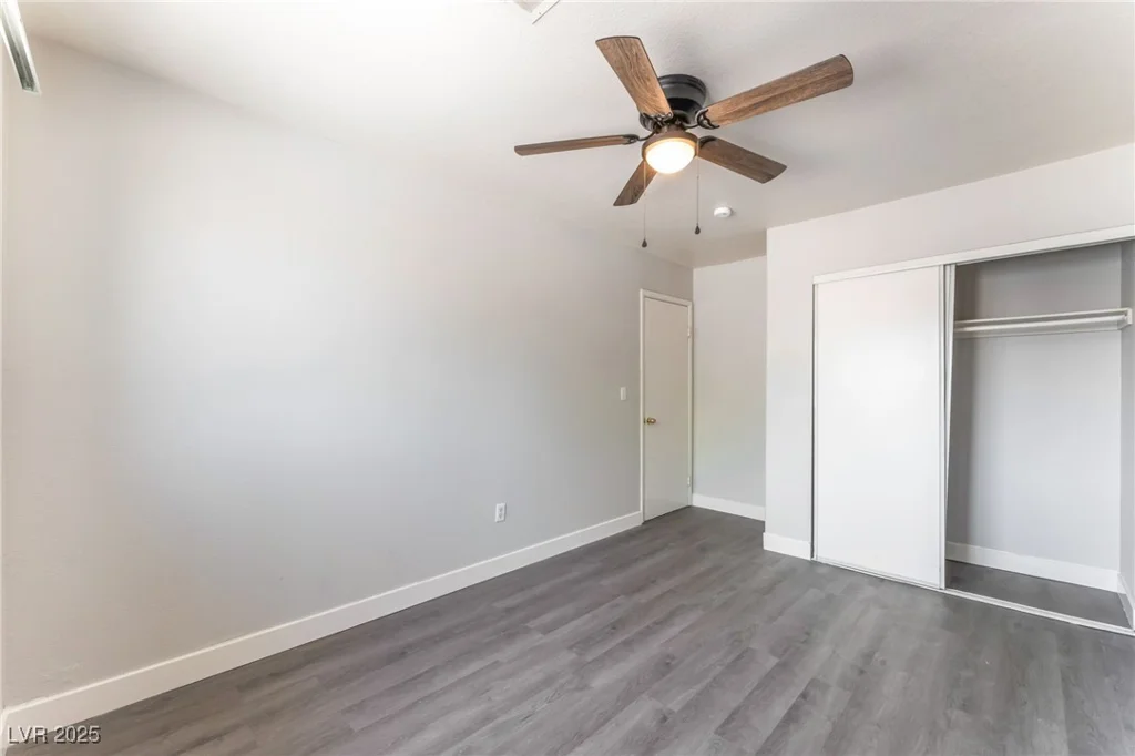 2111 Hollow Oak, North Las Vegas, NV 89031