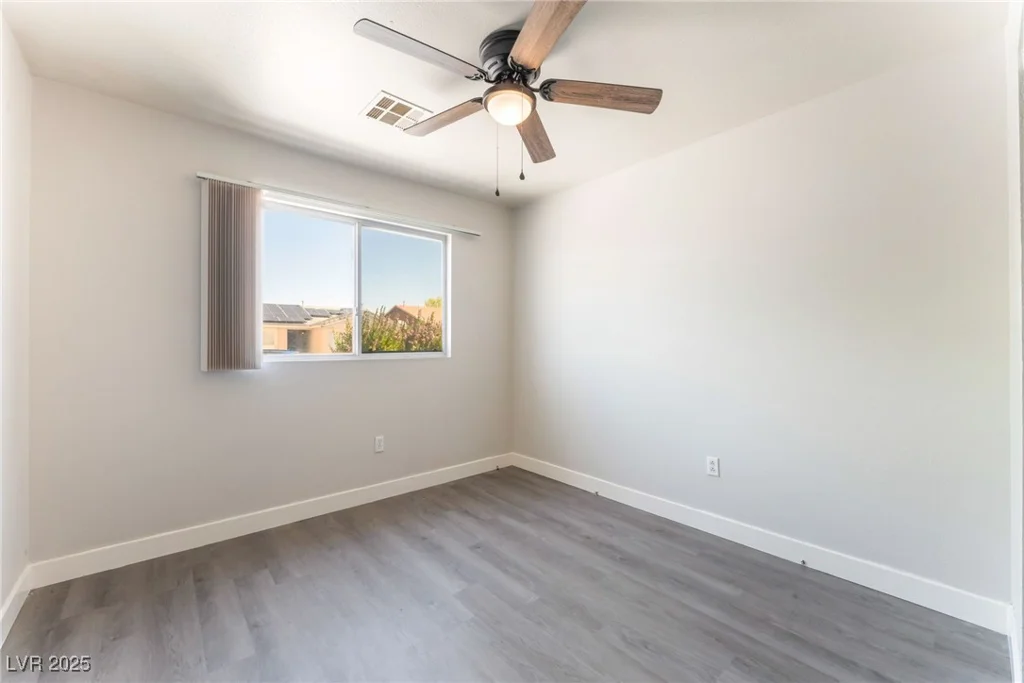 2111 Hollow Oak, North Las Vegas, NV 89031