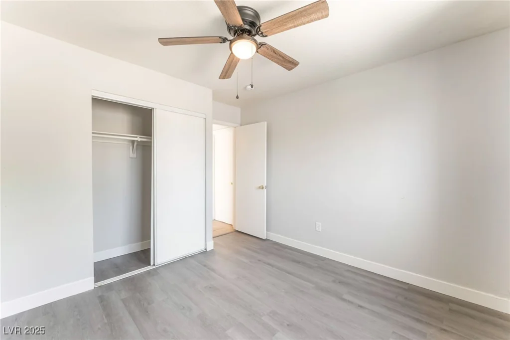 2111 Hollow Oak, North Las Vegas, NV 89031