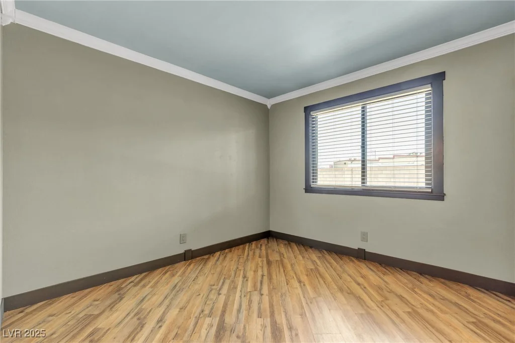 4272 Sheppard, Las Vegas, NV 89121