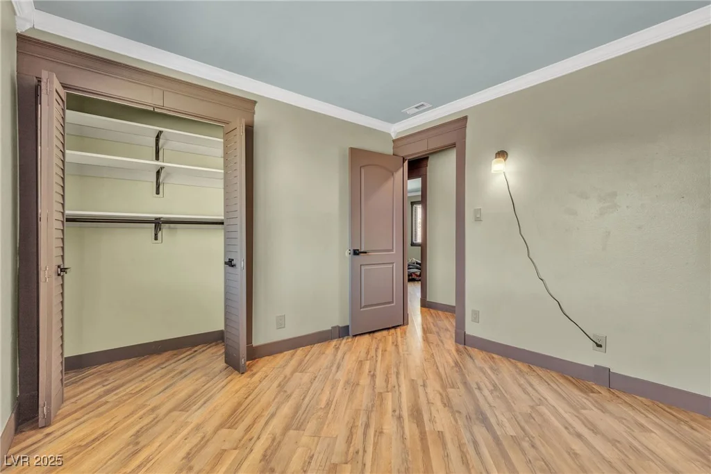 4272 Sheppard, Las Vegas, NV 89121