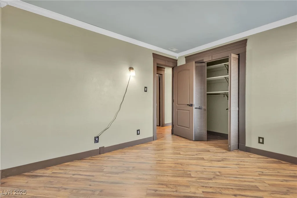 4272 Sheppard, Las Vegas, NV 89121