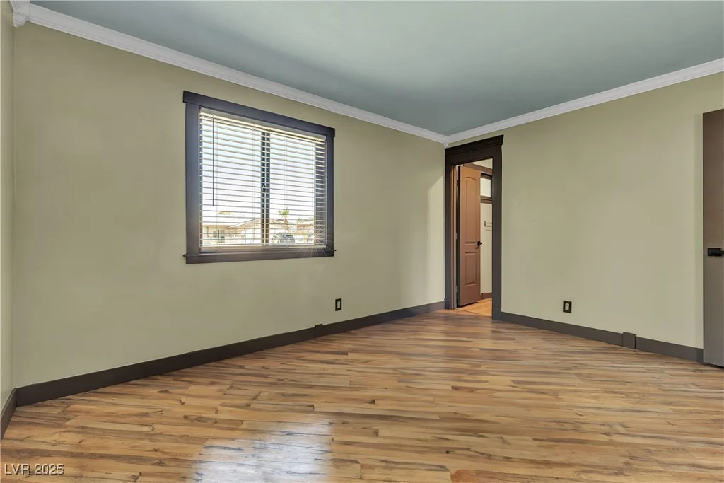 4272 Sheppard, Las Vegas, NV 89121