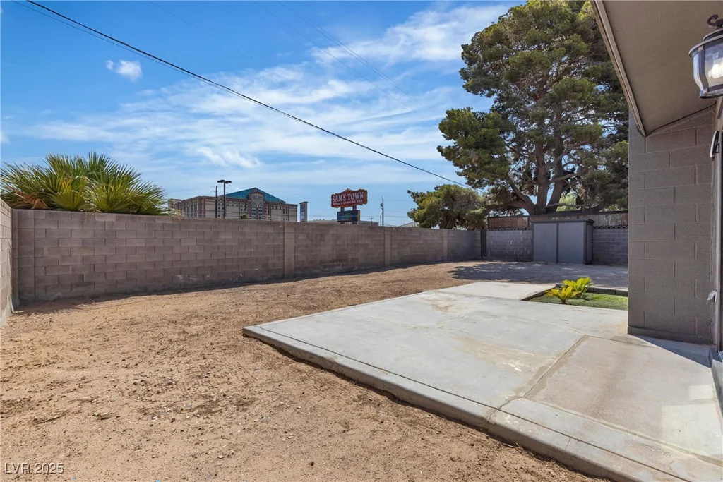 4272 Sheppard, Las Vegas, NV 89121
