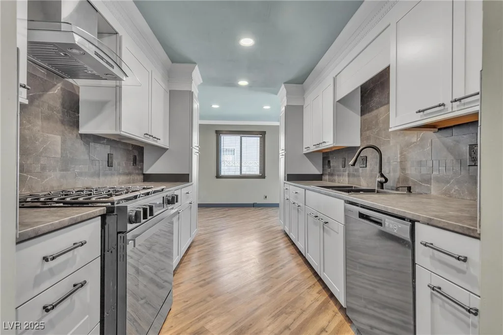 4272 Sheppard, Las Vegas, NV 89121