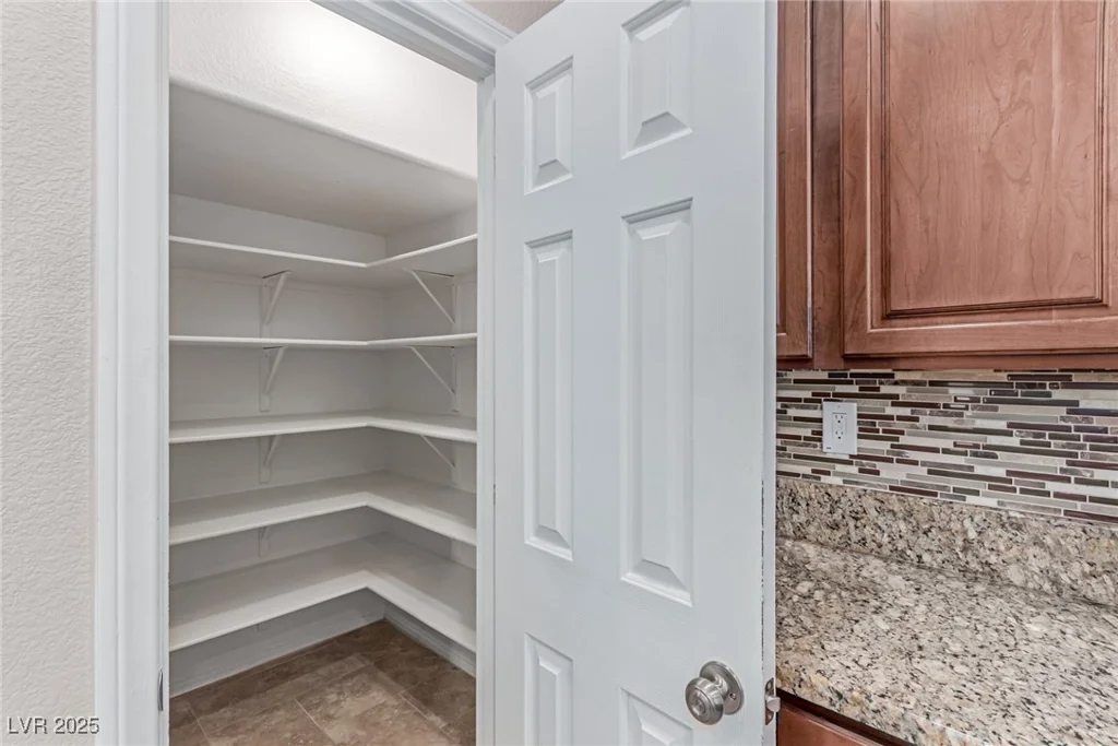 10584 Peach Creek, Las Vegas, NV 89179