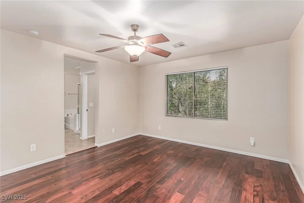 10584 Peach Creek, Las Vegas, NV 89179