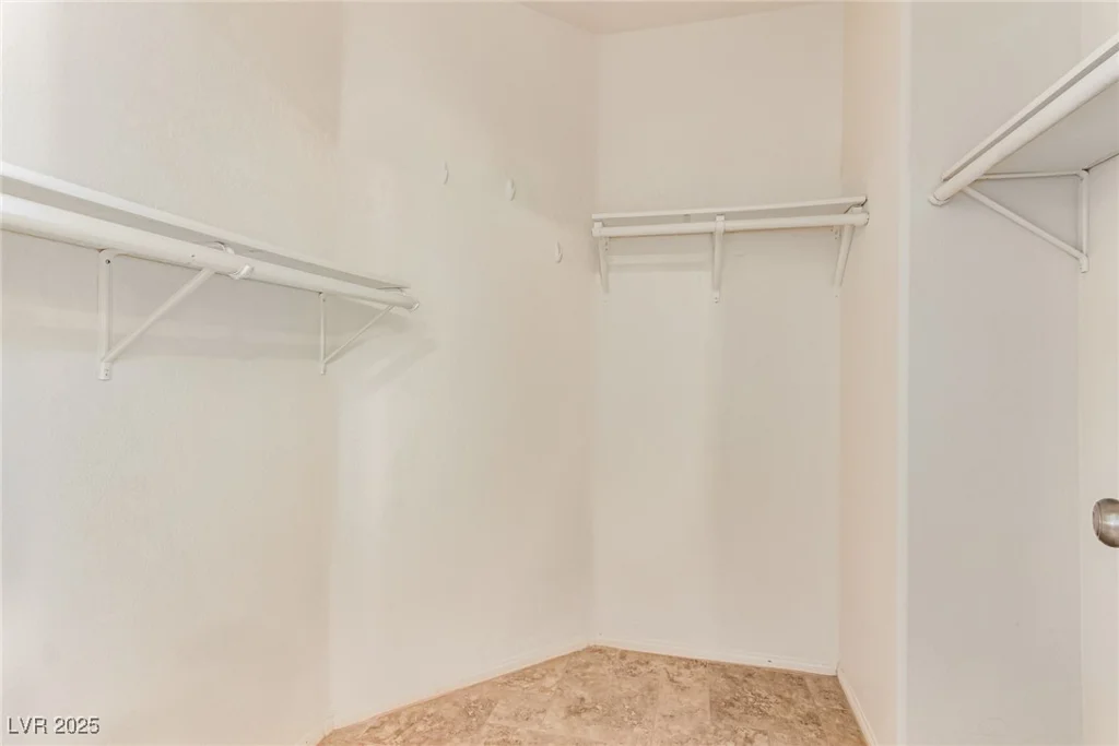 10584 Peach Creek, Las Vegas, NV 89179