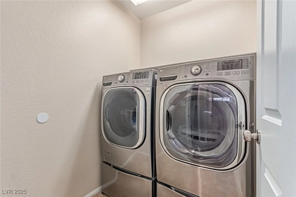 10584 Peach Creek, Las Vegas, NV 89179