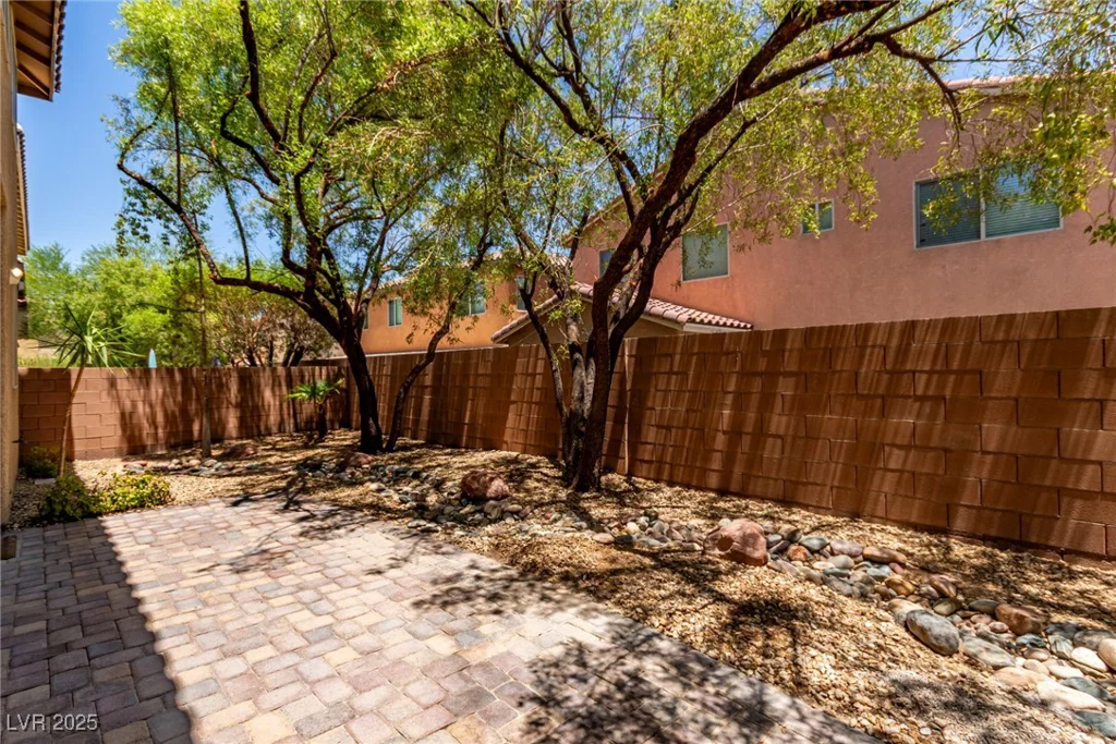 10584 Peach Creek, Las Vegas, NV 89179