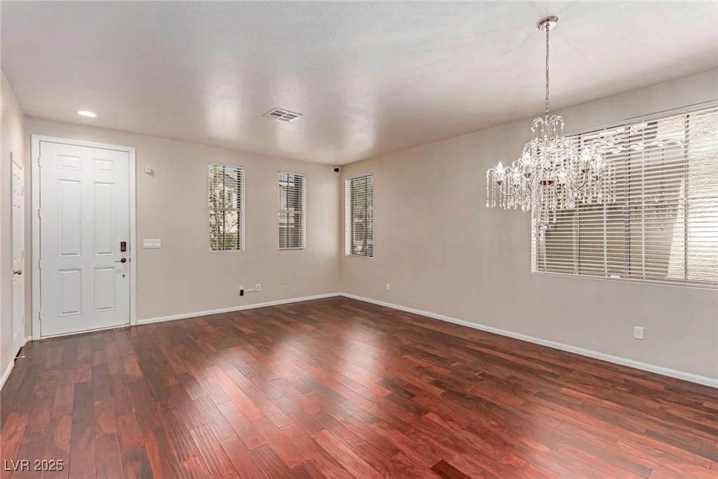 10584 Peach Creek, Las Vegas, NV 89179