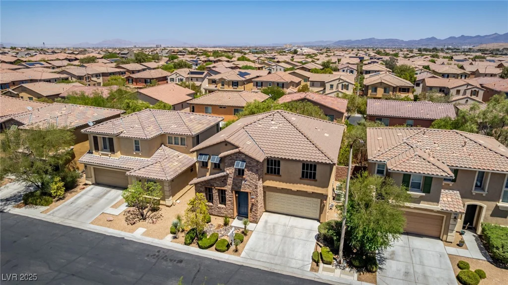 10584 Peach Creek, Las Vegas, NV 89179