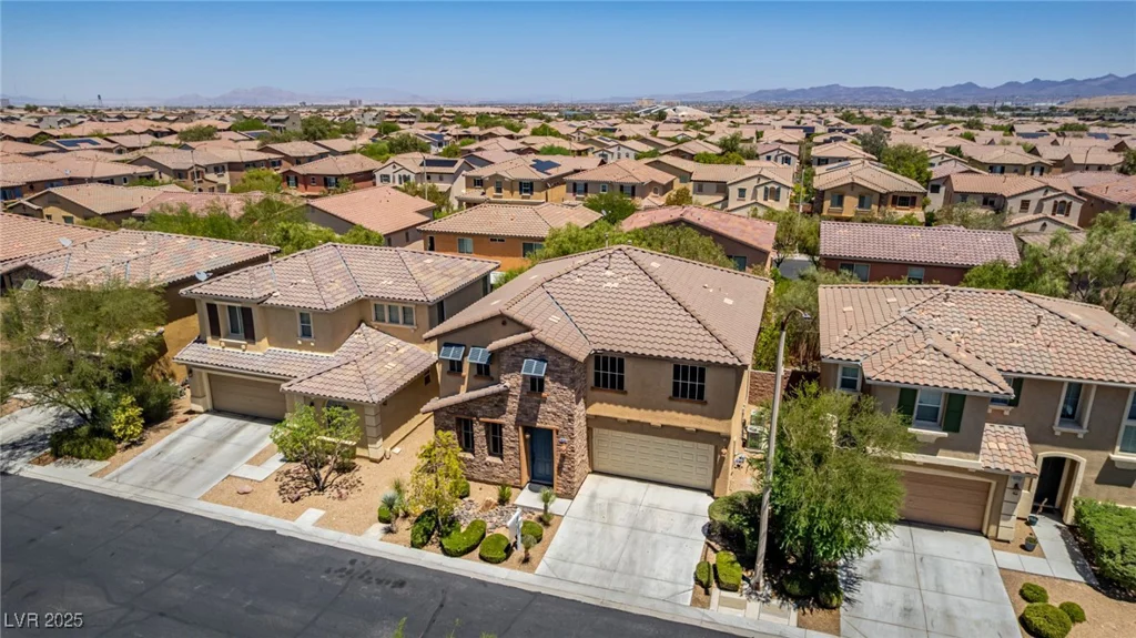 10584 Peach Creek, Las Vegas, NV 89179