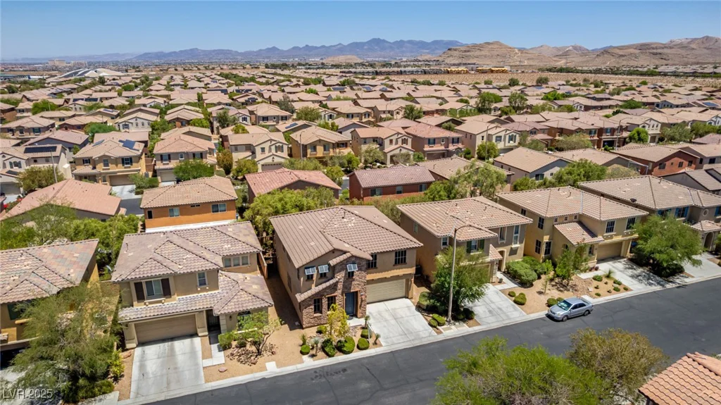 10584 Peach Creek, Las Vegas, NV 89179