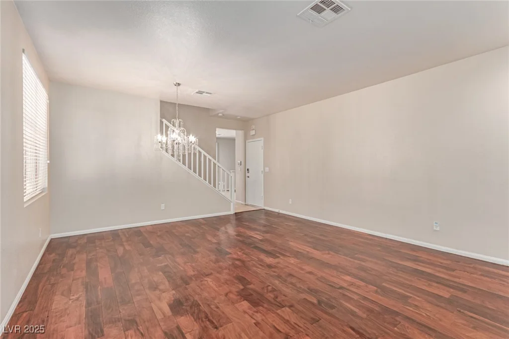10584 Peach Creek, Las Vegas, NV 89179