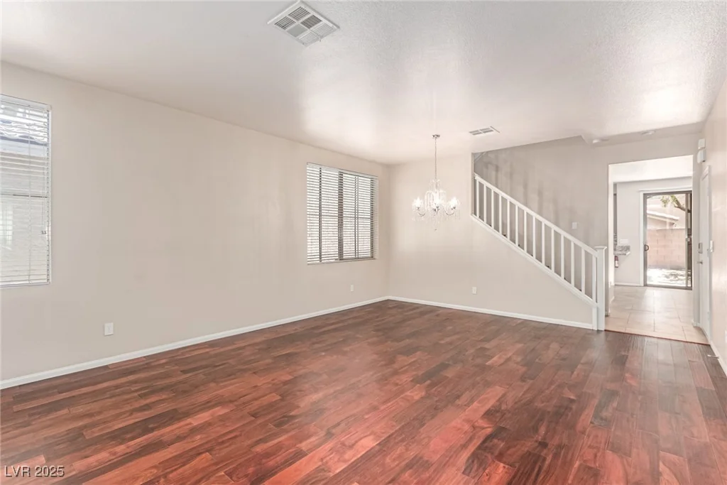 10584 Peach Creek, Las Vegas, NV 89179