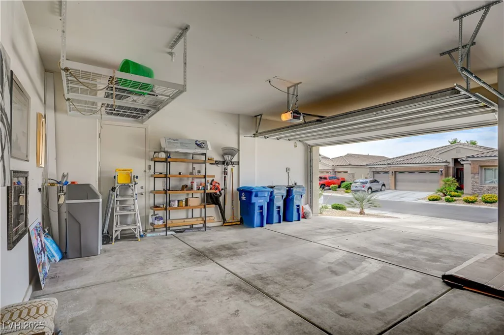 83 Buckthorn Ridge, Las Vegas, NV 89183