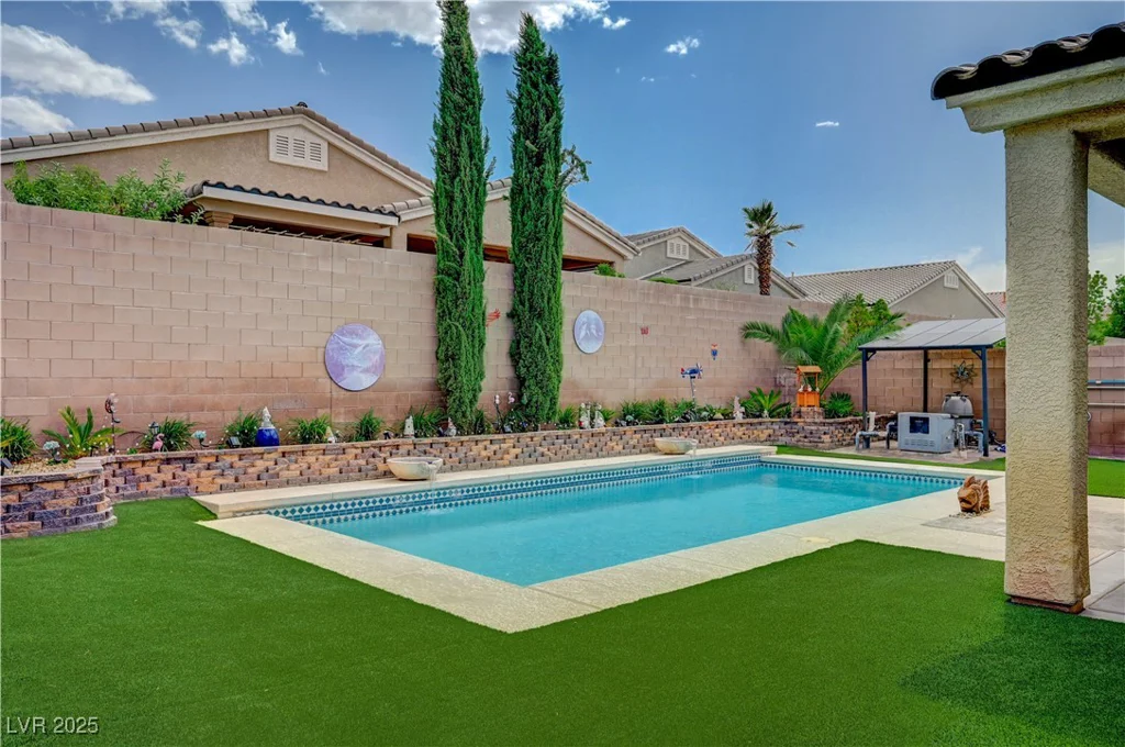 83 Buckthorn Ridge, Las Vegas, NV 89183