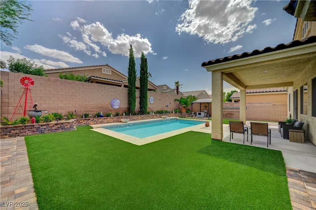83 Buckthorn Ridge, Las Vegas, NV 89183