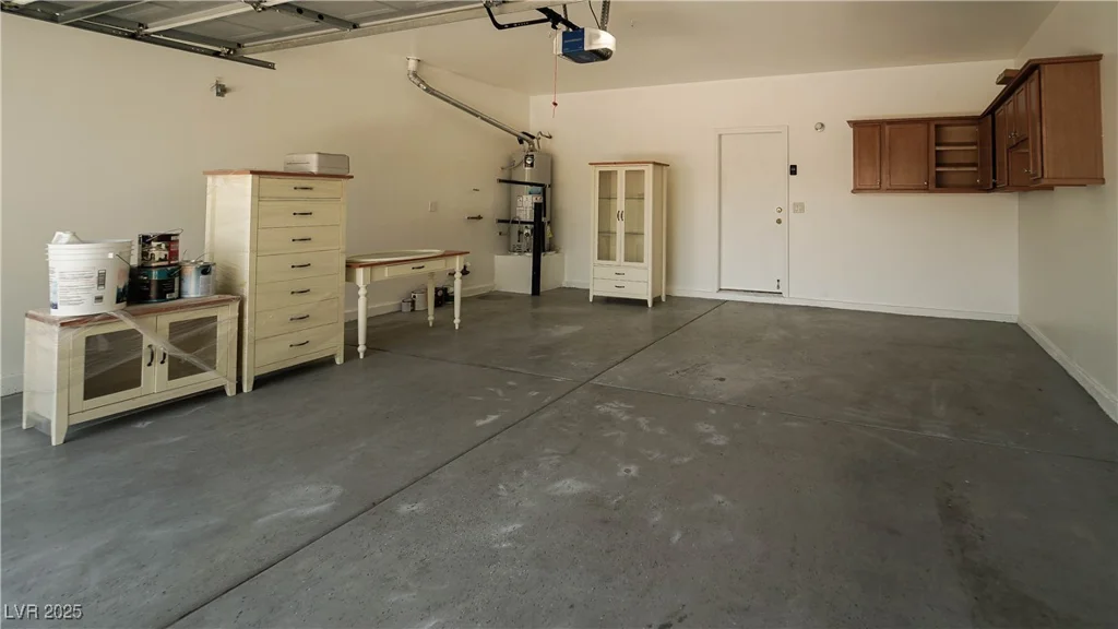 2017 Shining Feather, Las Vegas, NV 89134