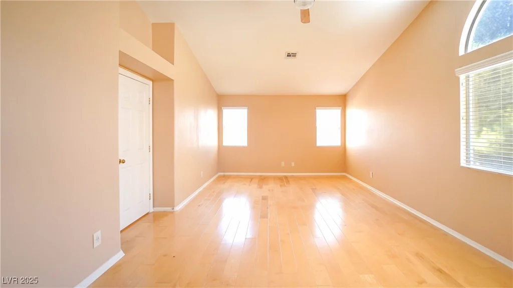2017 Shining Feather, Las Vegas, NV 89134