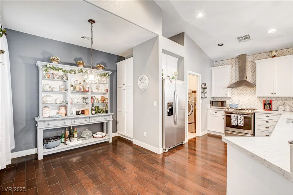 703 Jane Eyre, Henderson, NV 89002