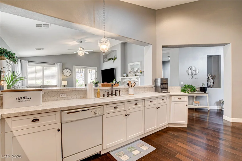 703 Jane Eyre, Henderson, NV 89002