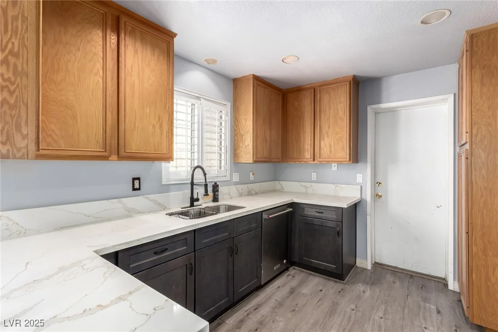 5424 Geneive, Las Vegas, NV 89108