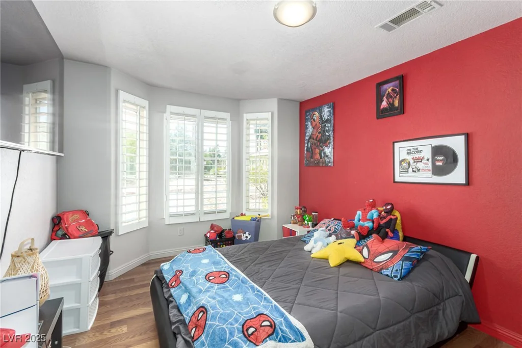 5424 Geneive, Las Vegas, NV 89108