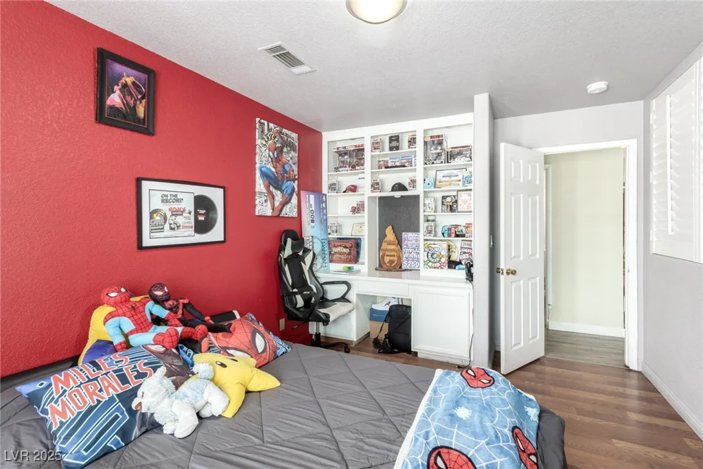5424 Geneive, Las Vegas, NV 89108