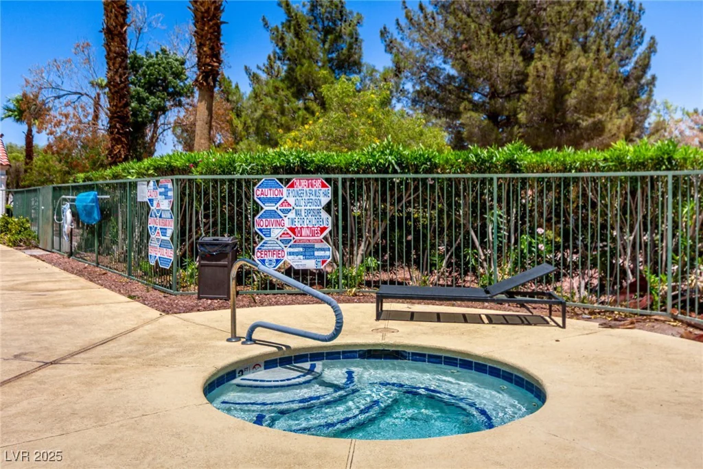 5424 Geneive, Las Vegas, NV 89108