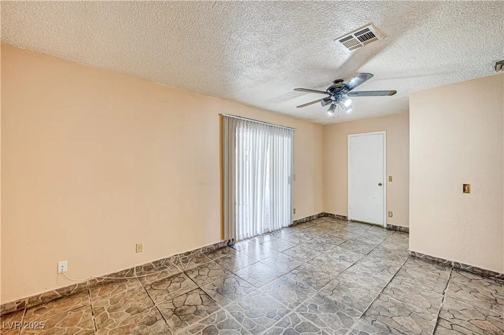 5121 Gains Mill, Las Vegas, NV 89122