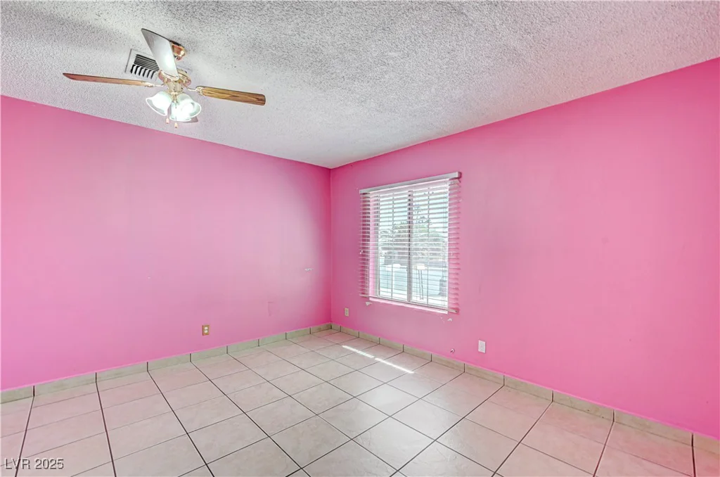 5121 Gains Mill, Las Vegas, NV 89122