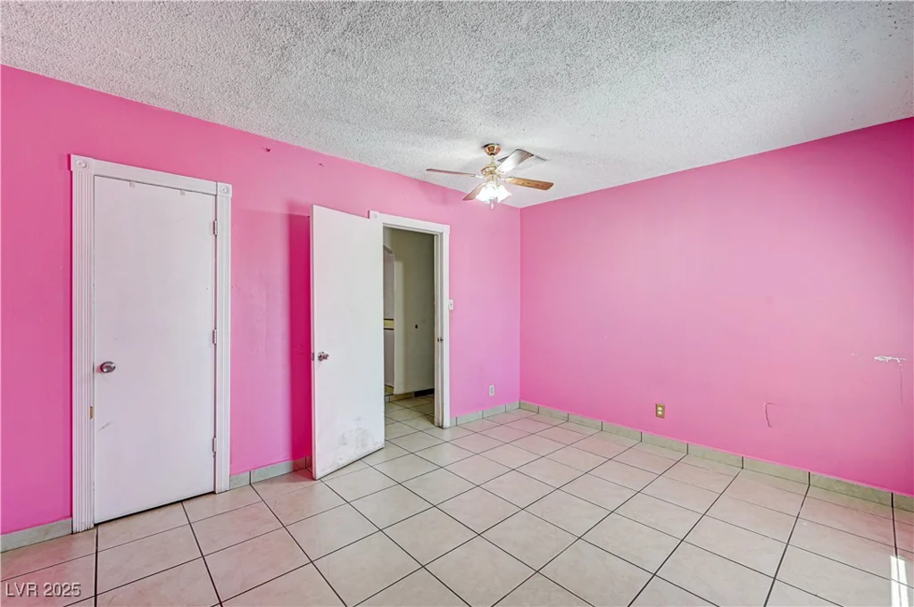 5121 Gains Mill, Las Vegas, NV 89122