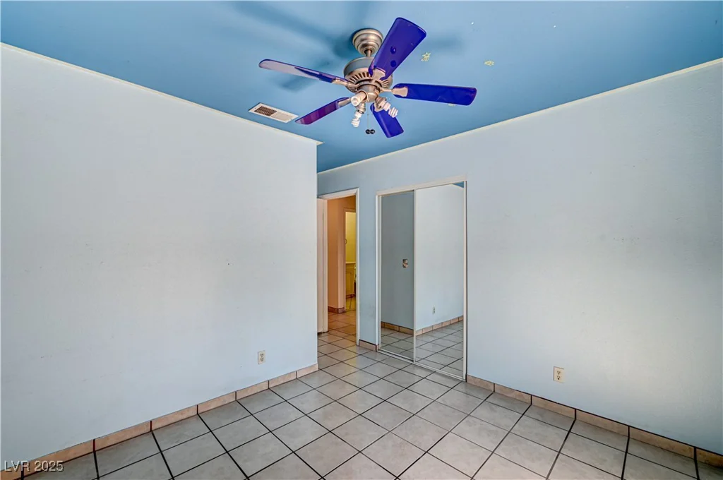 5121 Gains Mill, Las Vegas, NV 89122