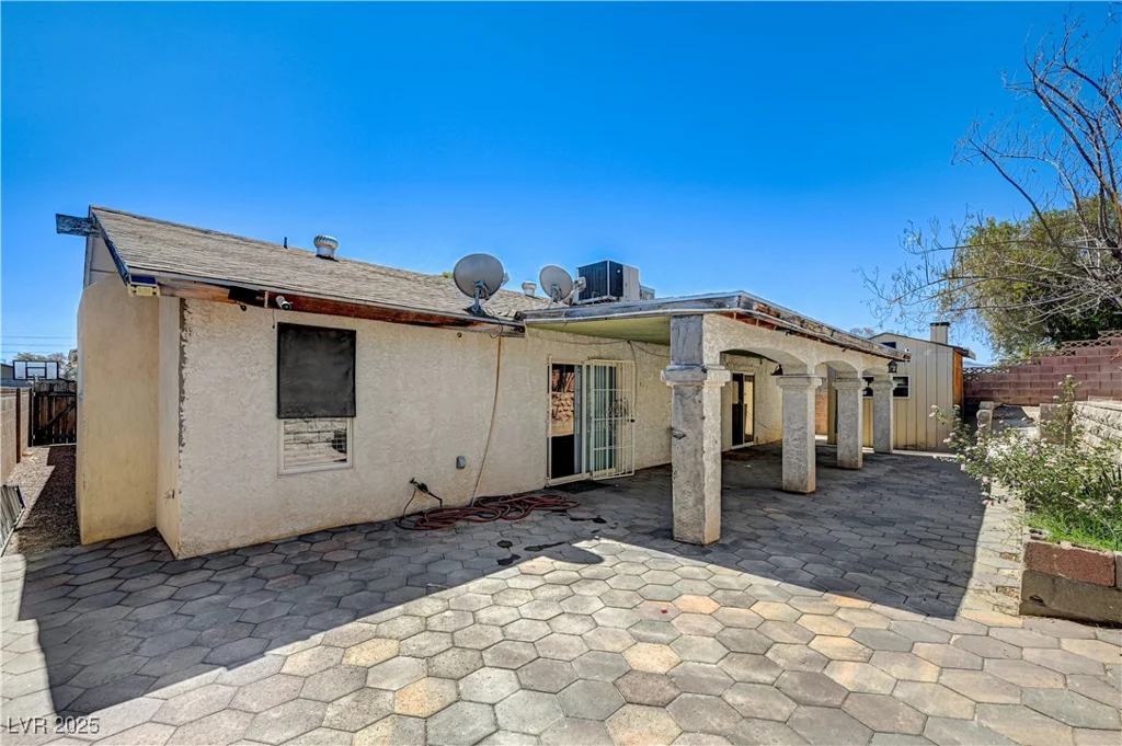 5121 Gains Mill, Las Vegas, NV 89122