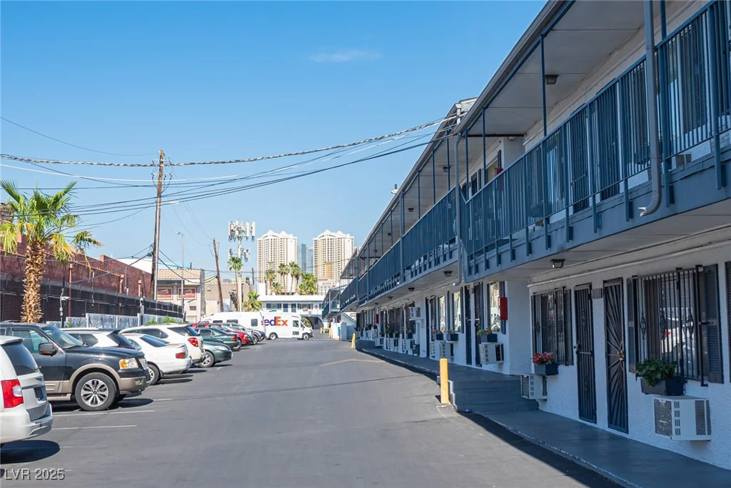 4600 University Center, Las Vegas, NV 89119
