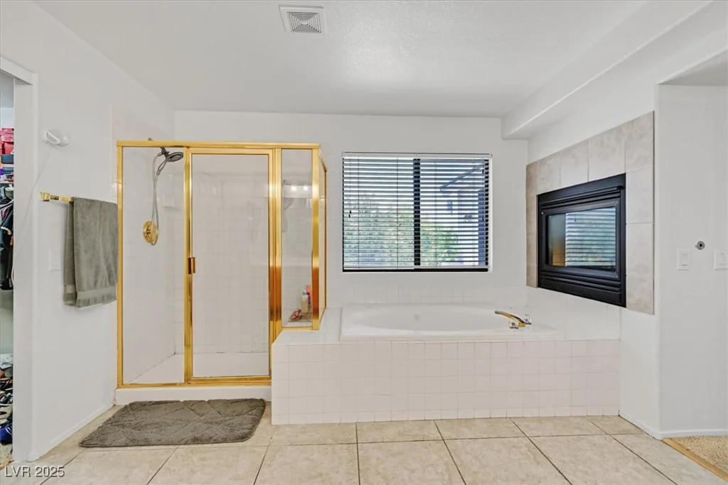 50 Desert Castle, Henderson, NV 89012