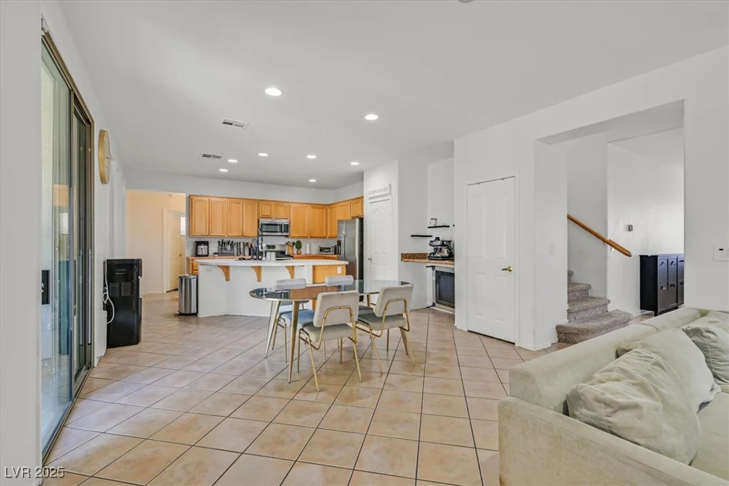 50 Desert Castle, Henderson, NV 89012