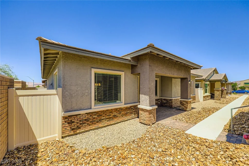 209 Bennett Pointe, Henderson, NV 89011