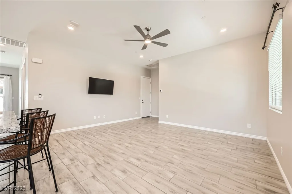 209 Bennett Pointe, Henderson, NV 89011