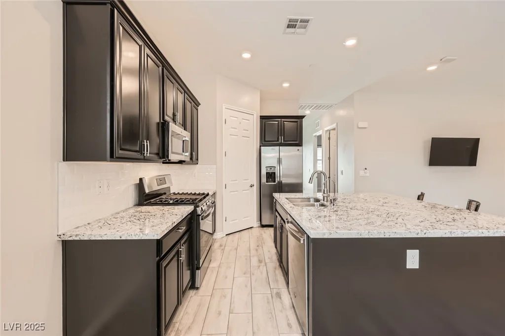 209 Bennett Pointe, Henderson, NV 89011