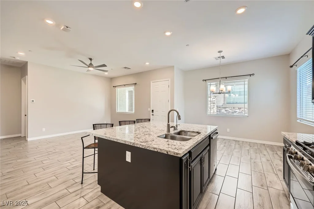 209 Bennett Pointe, Henderson, NV 89011
